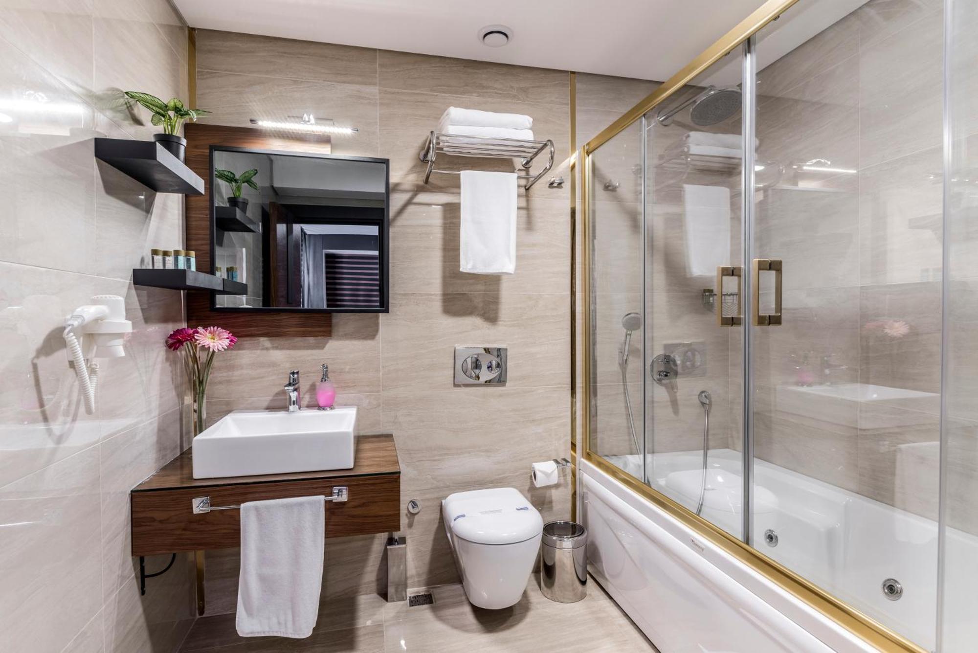 Aydinoglu Hotel Istanboel Buitenkant foto